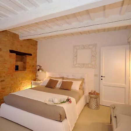 Sleeps 12 With Pool And Wifi
