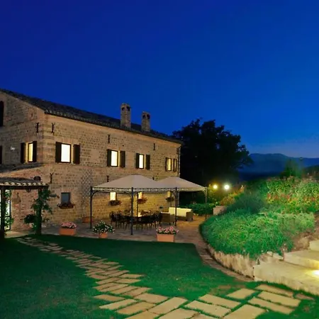 Sleeps 12 With Pool And Wifi 别墅