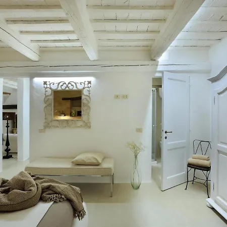 Sleeps 12 With Pool And Wifi