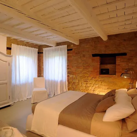 Sleeps 12 With Pool And Wifi * San Ginesio