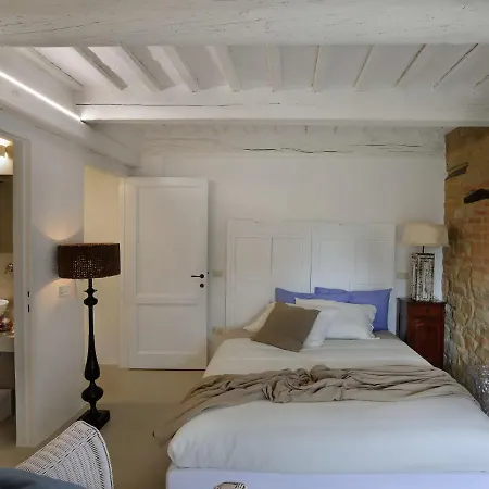 Sleeps 12 With Pool And Wifi *