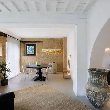 Sleeps 12 With Pool And Wifi 别墅