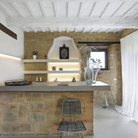 Sleeps 12 With Pool And Wifi San Ginesio