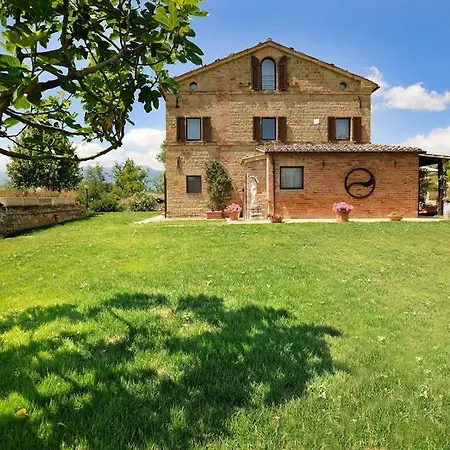 Sleeps 12 With Pool And Wifi 别墅 San Ginesio