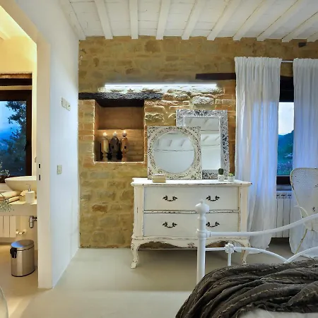 别墅 Sleeps 12 With Pool And Wifi